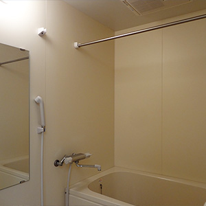 浴室は衣類乾燥機能、暖房機能付き